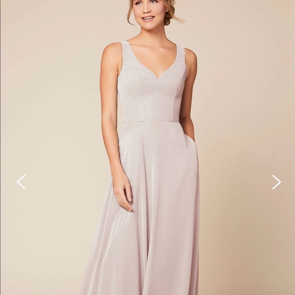 Dear Cleo Sandalwood “Kylie” bridesmaid dr…